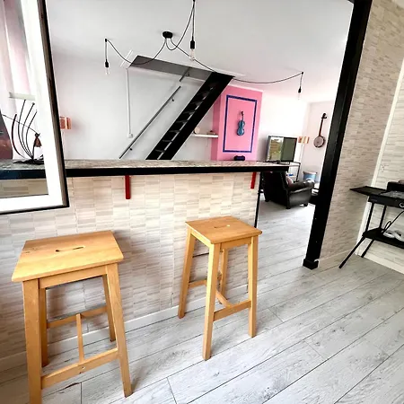 Pickup Apartment *